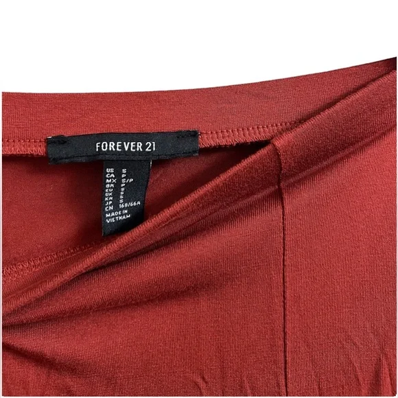 Forever 21 MIDI slit skirt - Picture 4 of 7